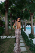 Wild Muse Γυναικείο Maxi Φόρεμα Leopard Halter - Image 4