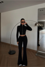 Velvet Γυναικείο Αθλητικό Σετ με Φερμουάρ Slim Fit με Γραμμή Καμπάνα