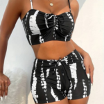 Κομψό Casual Σετ Με Crop Top Και Σορτς