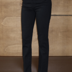 Jeans With Straight Leg And Buttoned Closure