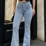 Jeans With Flare Leg And High Waist