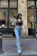 Jeans With Flare Leg And High Waist - Image 6