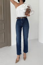 Jeans With High Waist And Straight Leg - Image 2