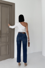 Jeans With High Waist And Straight Leg - Image 4