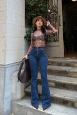 Blue High Waist Jeans With Flare Leg - Image 4