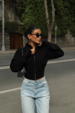 Midnight Zip Γυναικείο Cropped Φούτερ με Φερμουάρ