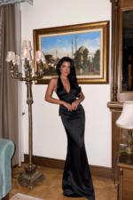 Velvet Royale Γυναικείο Satin Maxi Φόρεμα Halter - Image 3