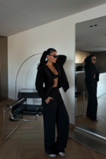 Luxe Γυναικείο Αθλητικό Σετ με Κουκούλα με Φαρδιά Γραμμή Jogger - Image 2