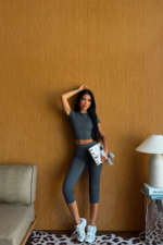 Luna Γυναικείο Σετ Crop Top & Capri Κολάν - Image 2